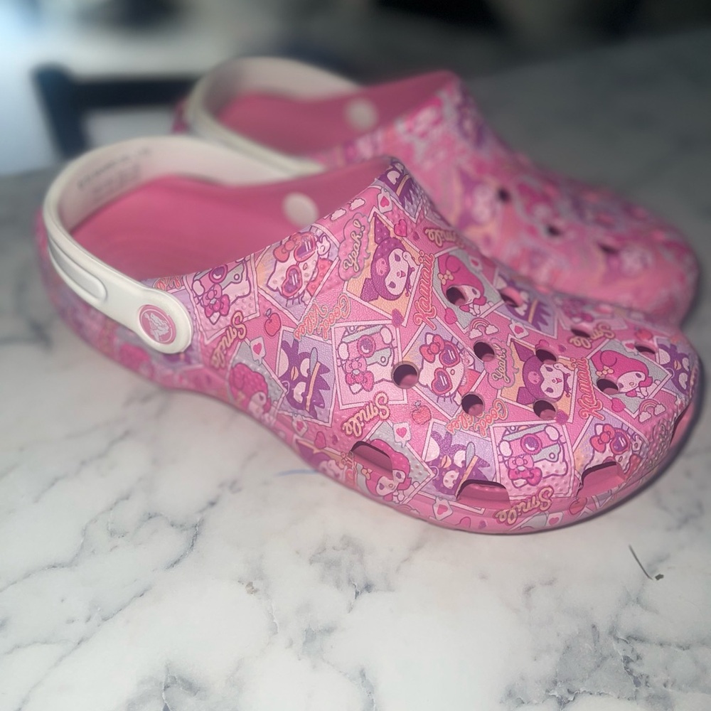 CROCS Hello kitty and friends